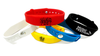 Brazalete de silicon con RFID